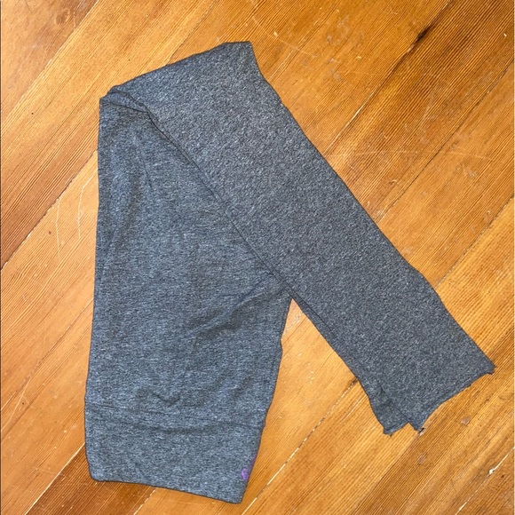 TNA GREY MARL TIGHTS with purple logo - Picture 3 of 5